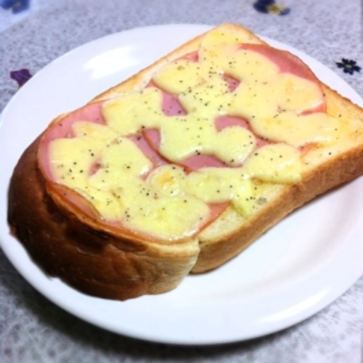 シンプル♡ハム•チーズトースト❤